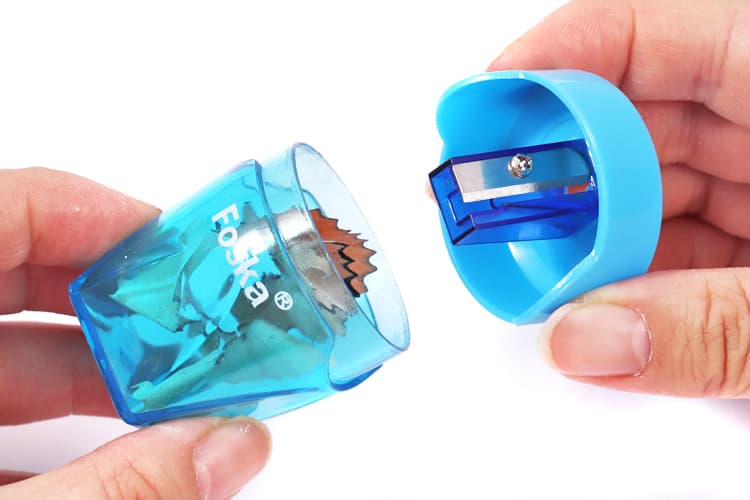 with both a lid and a storage container